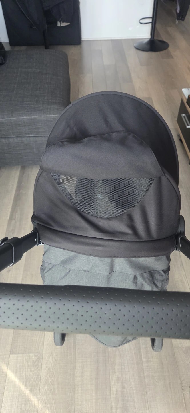 Ergobaby adjustable and foldable stroller - excellent condition - photo 5