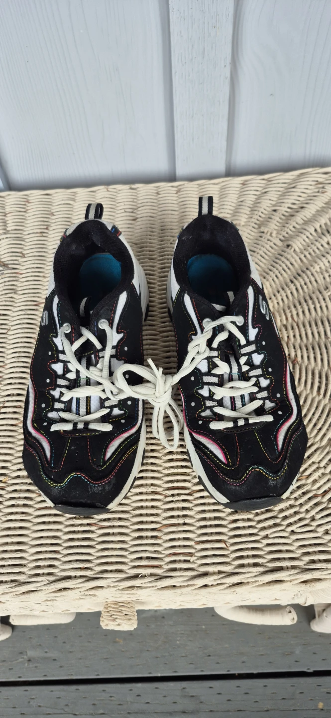 Skechers Women's Running Shoes Size 7 Black/White/Pink