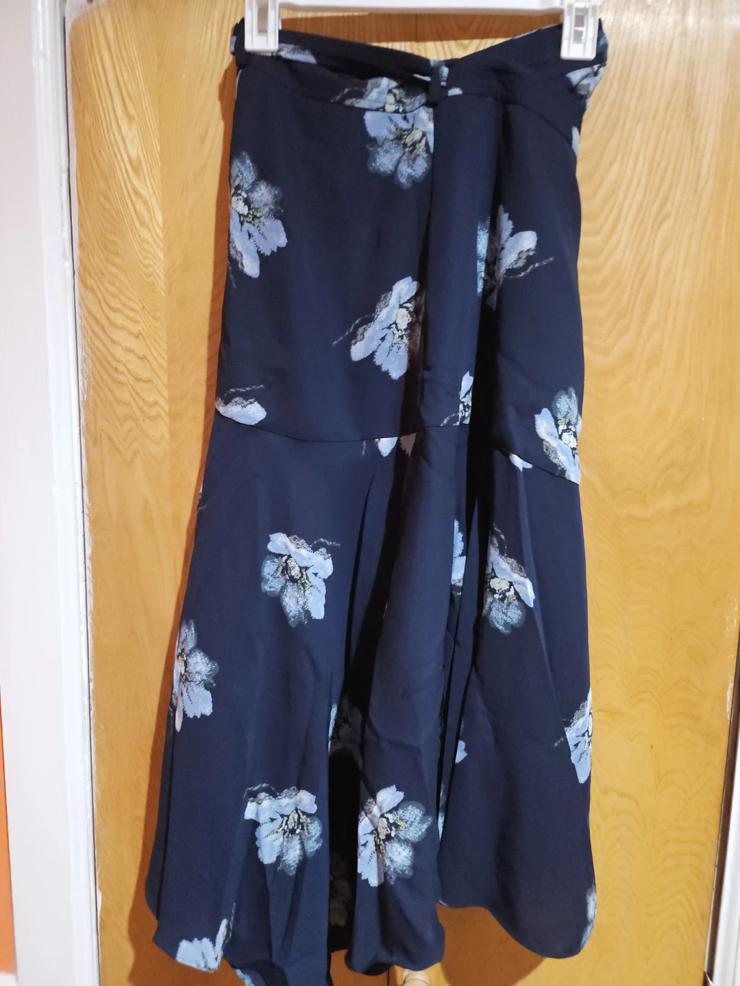 Club Monaco Navy Floral Midi Skirt