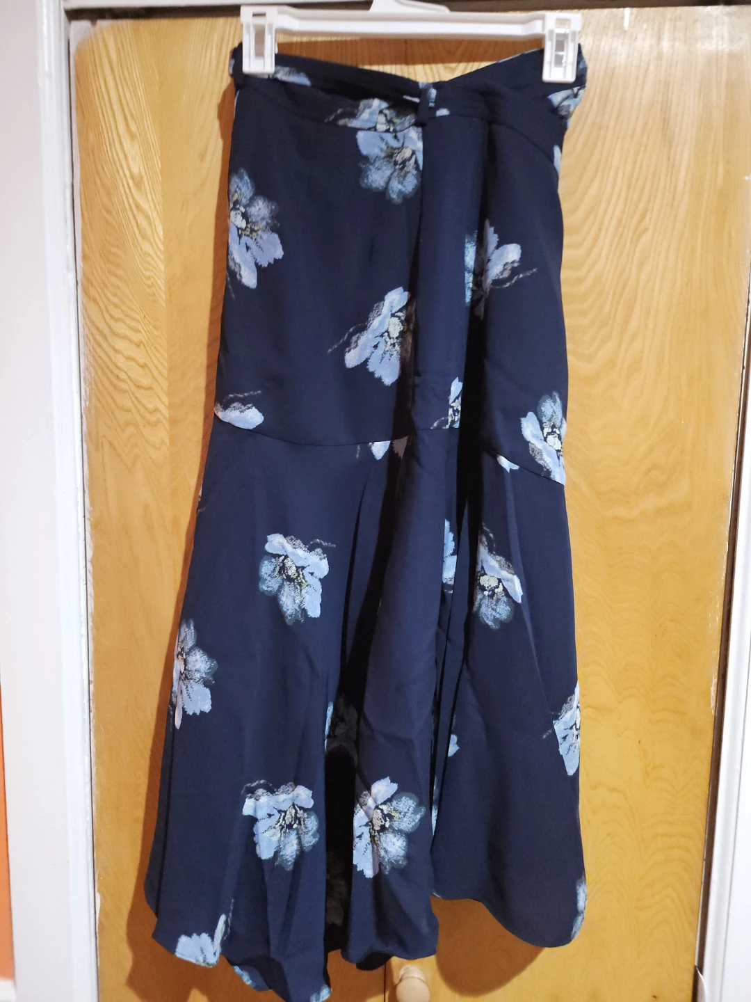 Club Monaco Navy Floral Midi Skirt - photo 2