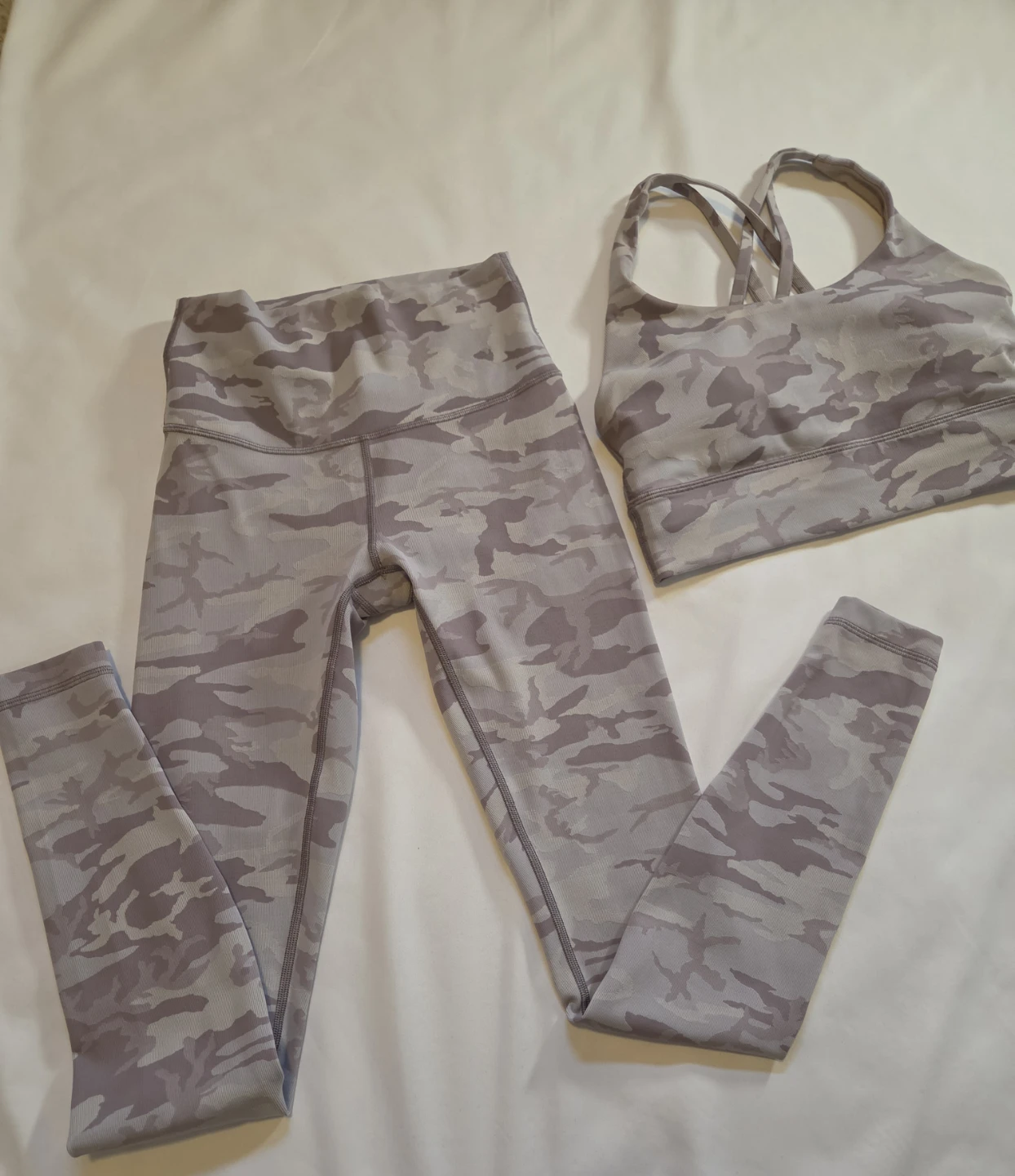 Lululemon Camo Sports set - photo 2