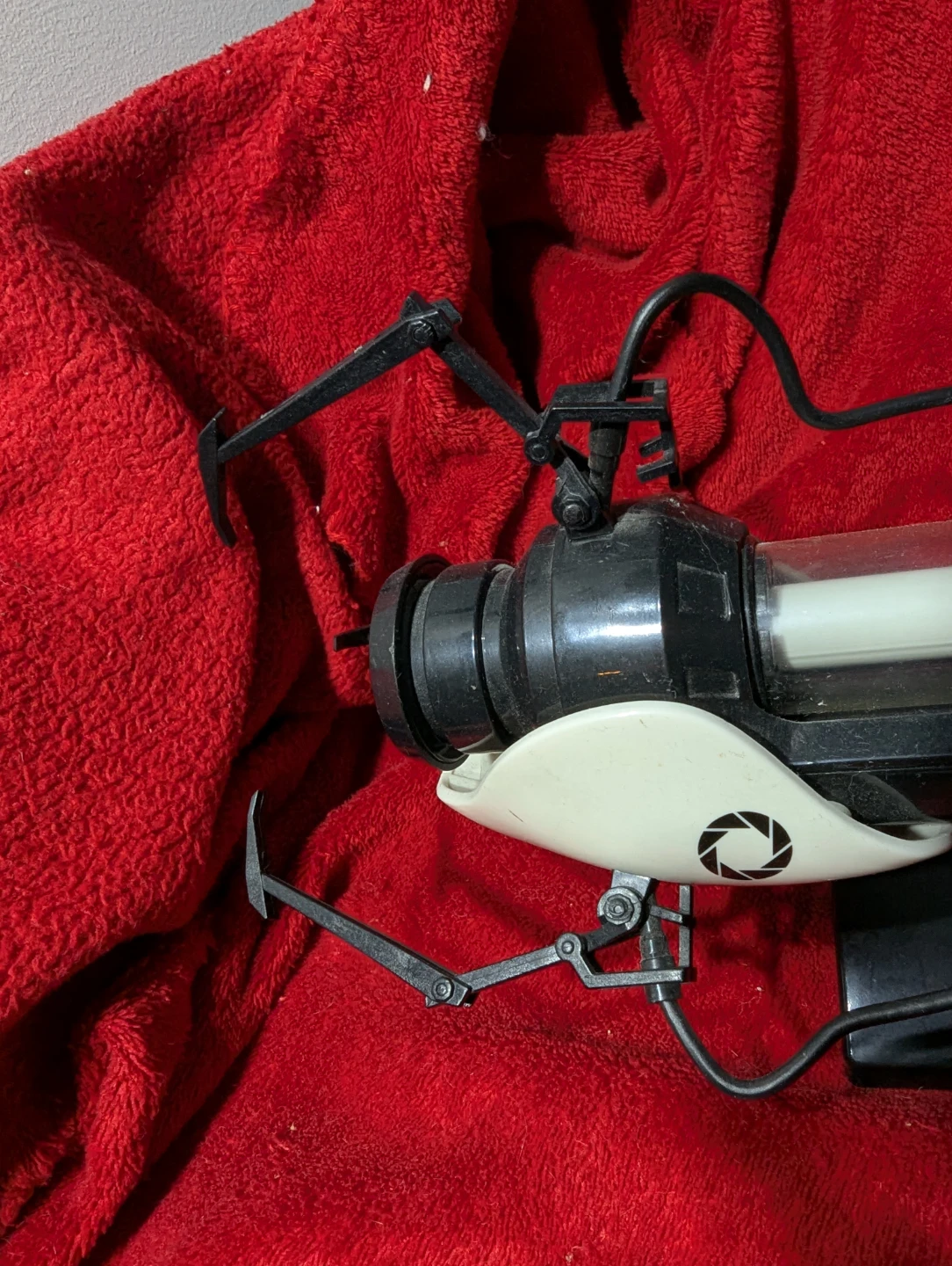 Aperture Science Handheld Portal Device replica - photo 4