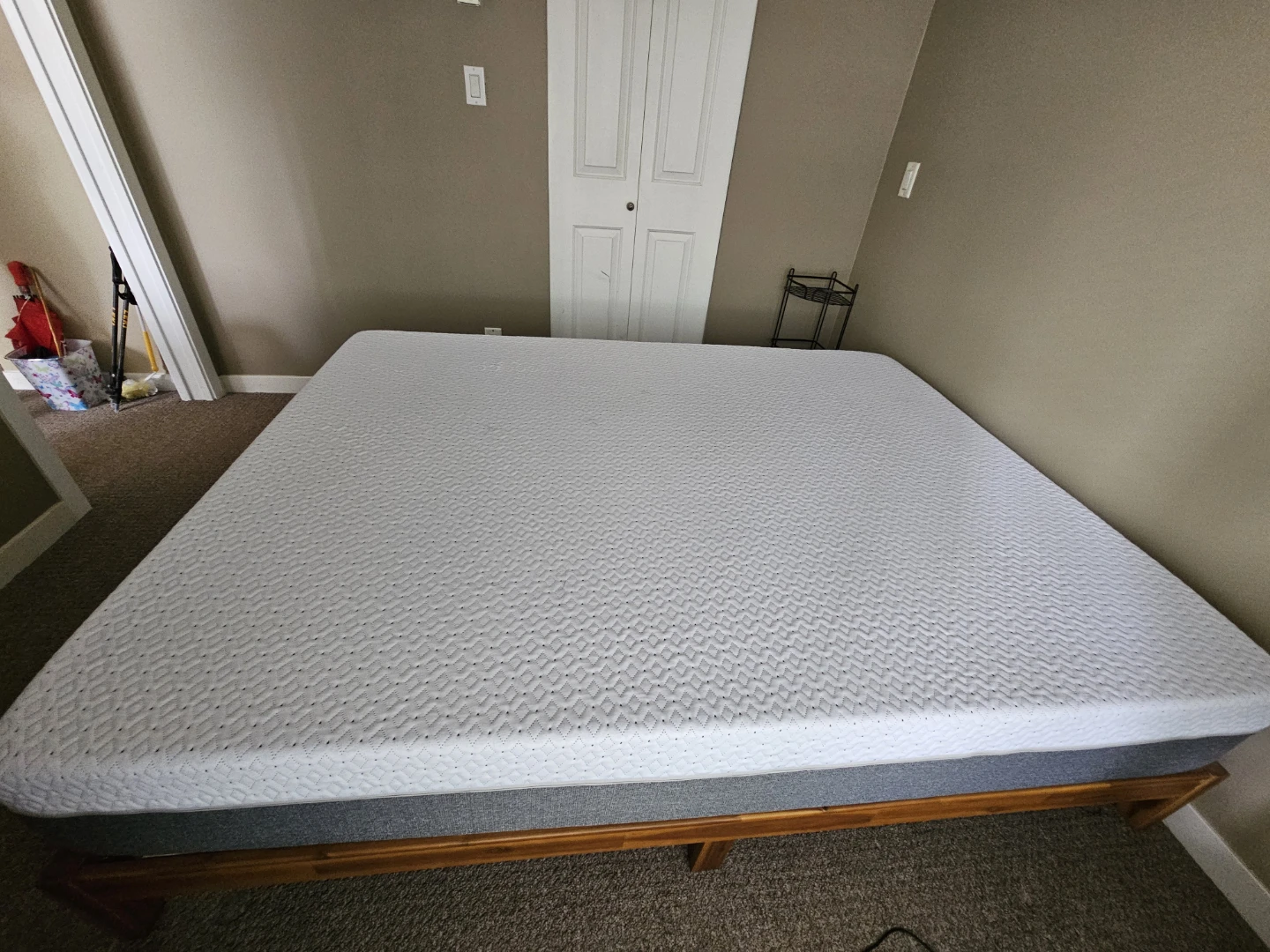 Queen Size Endy Mattress, Medium Firm