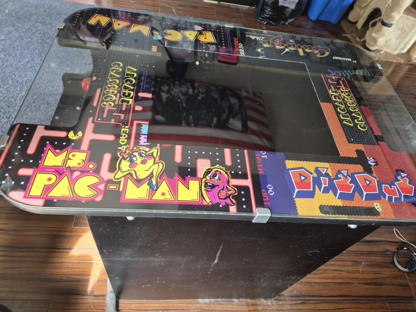 Midway Arcade Classics Ms. Pac-Man Cocktail Table - photo 3
