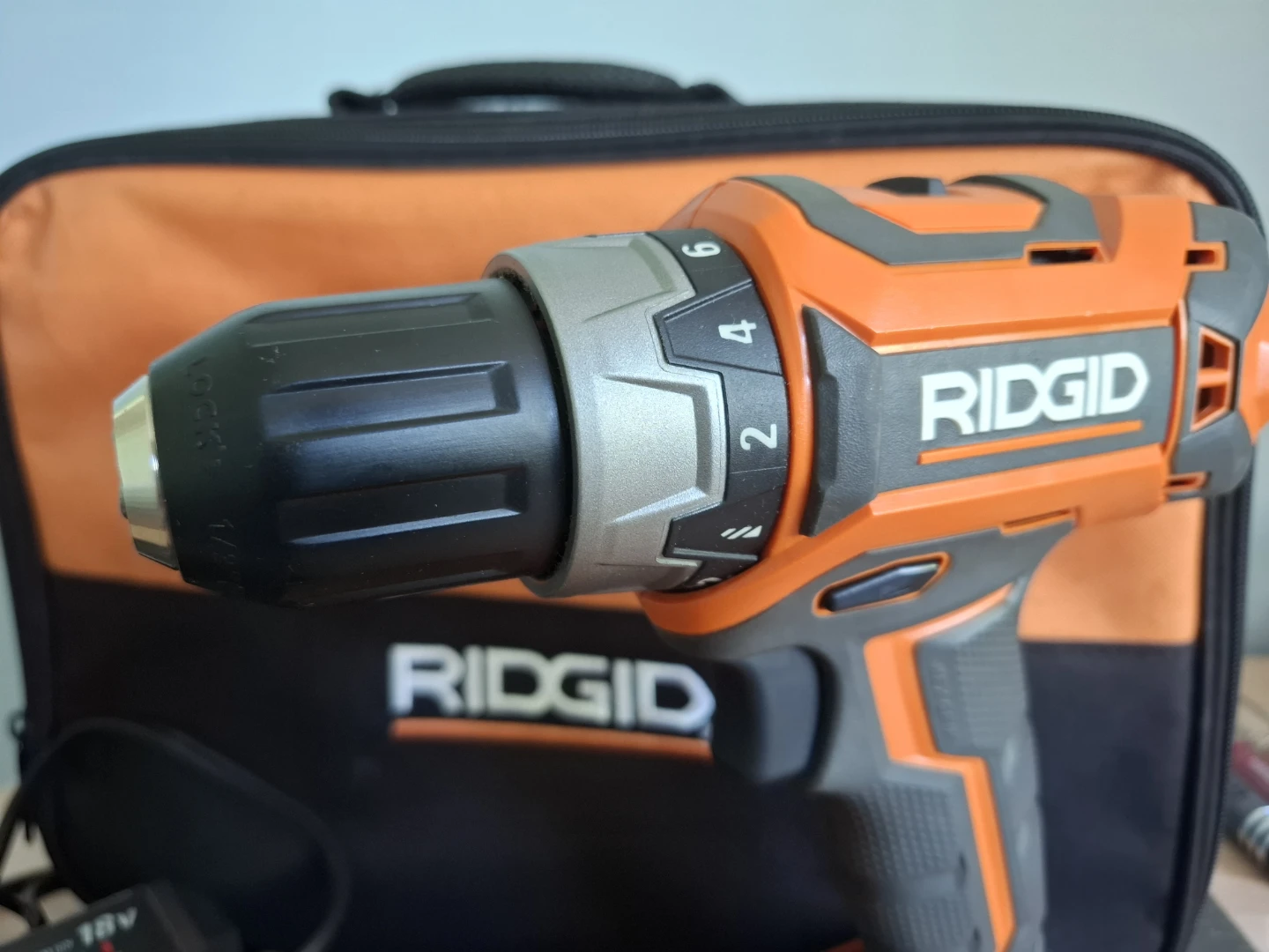 Ridgid 18V Brushless Drill Kit w/ Battery,Charger & Case - photo 2