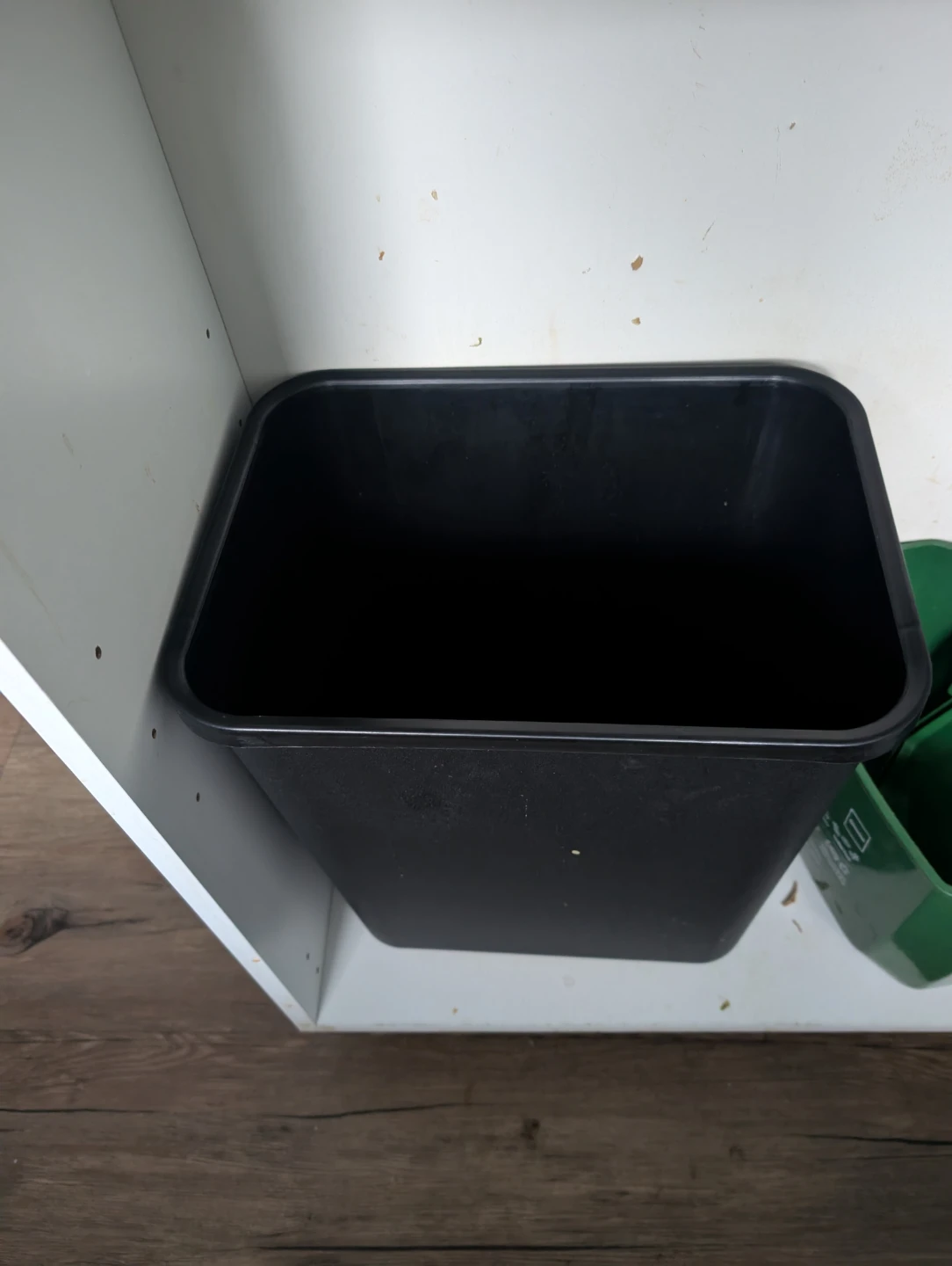 Pedal Garbage Bin - photo 2