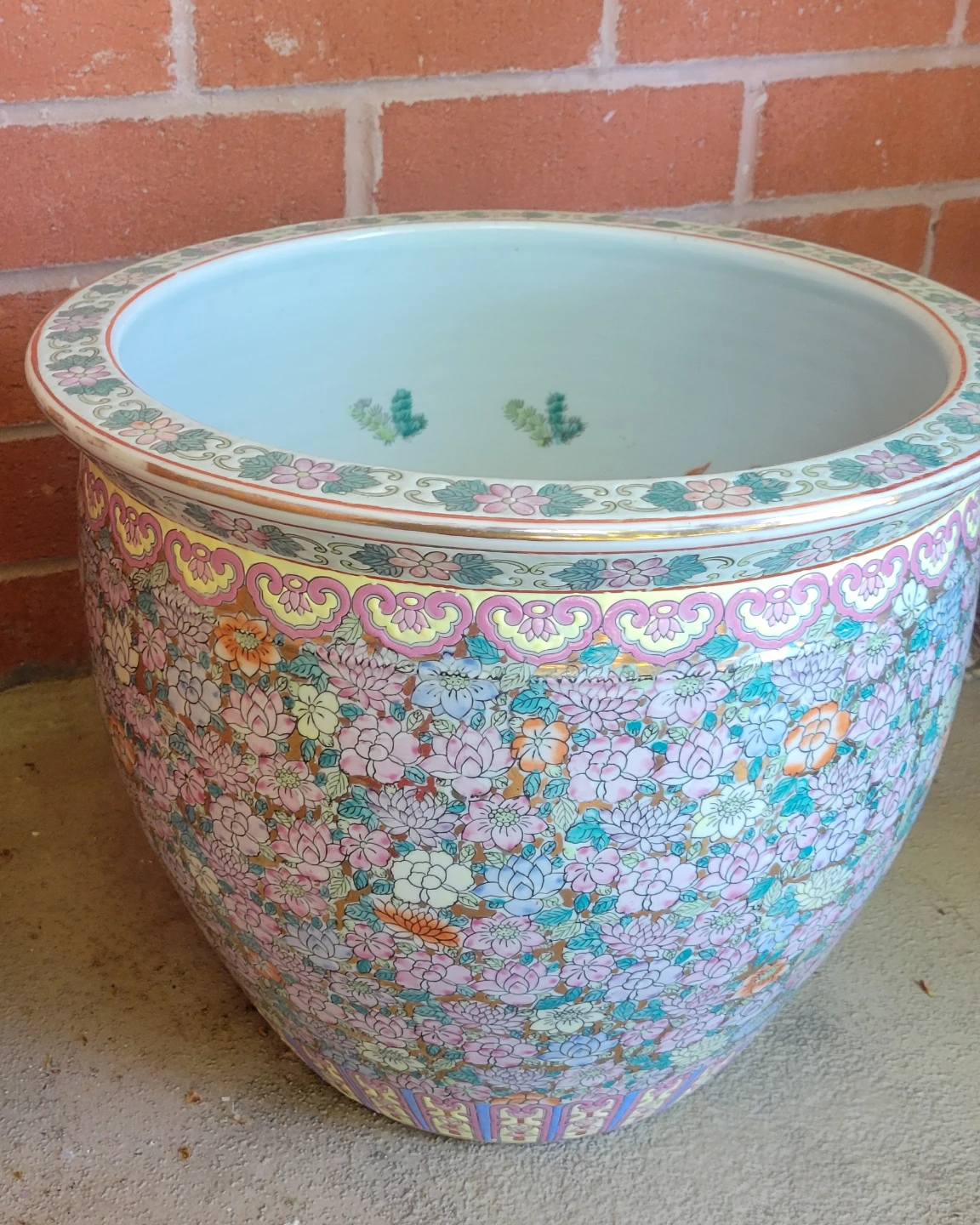Chinese porcelain Famille Rose fish bowl planter.