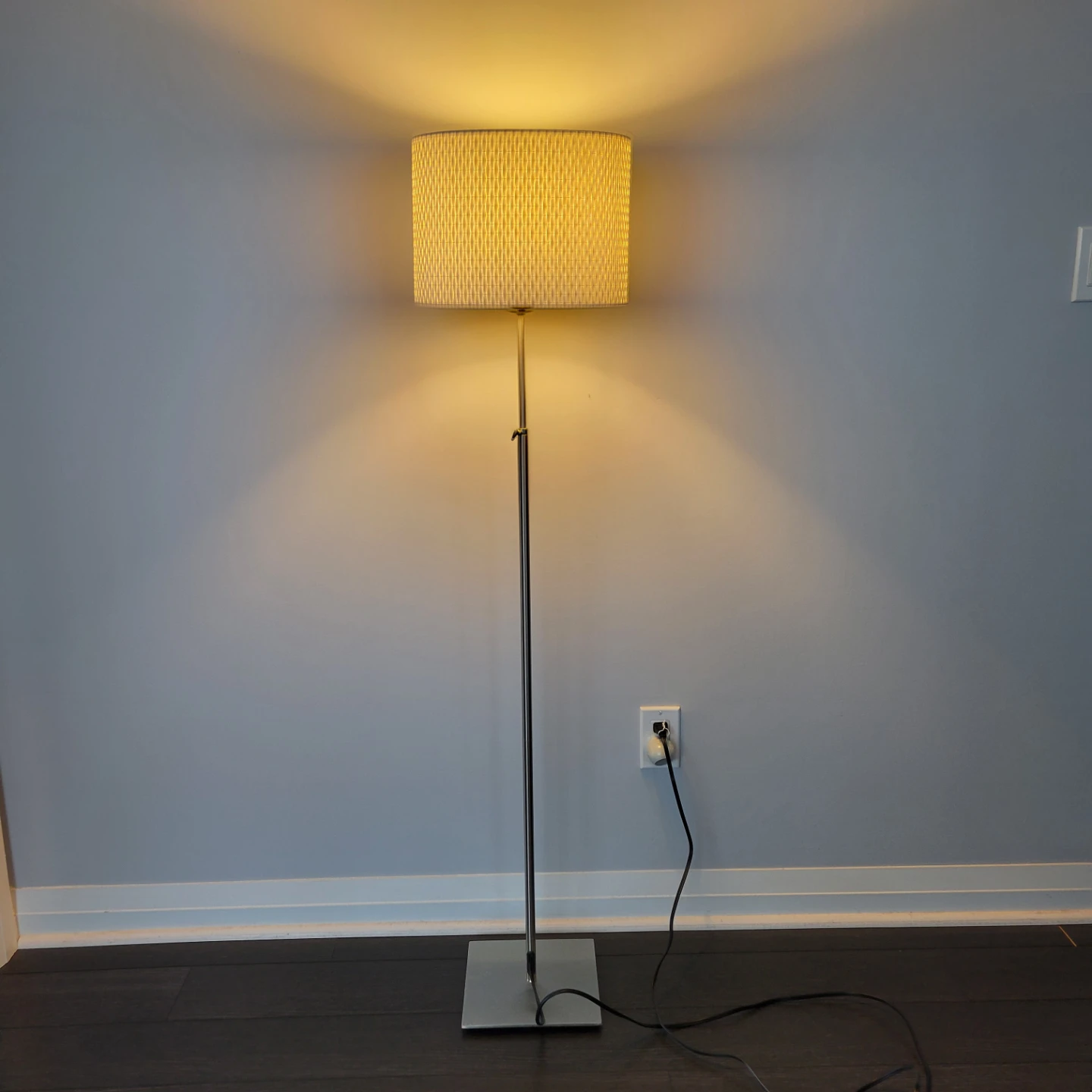 Modern Floor Lamp with Textured Shade