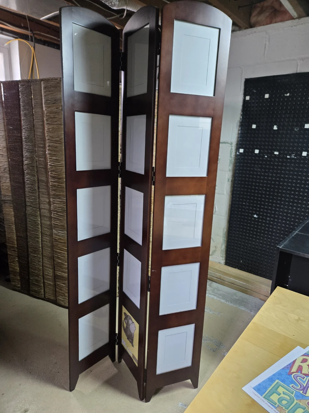 3-Panel Wood Folding Room Divider Photo Display Screen - photo 4