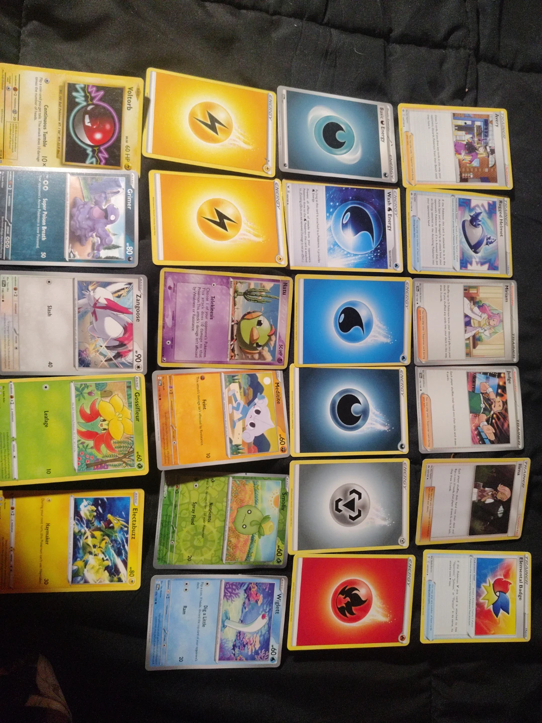 Assorted Pokémon Trading Cards
