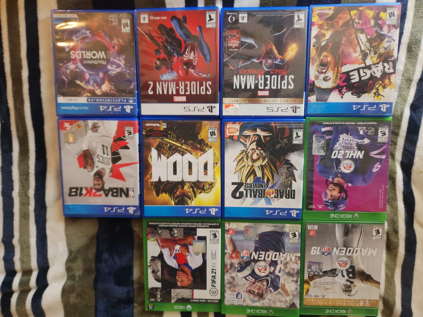 PlayStation 4,5 and  xbox one Games and Controller and dock.