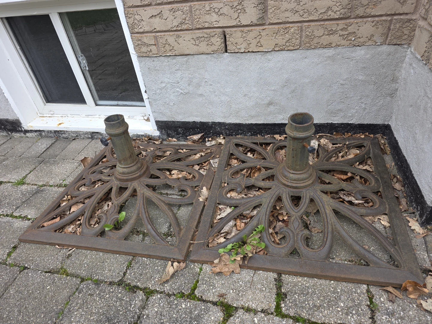 Vintage Cast Iron Umbrella stands- Set of 2 - photo 2