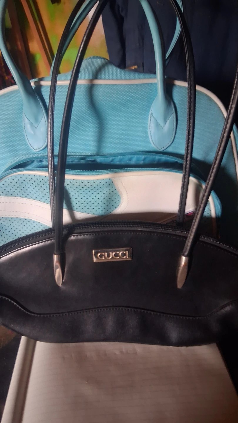Gucci Shoulder Bag - photo 3