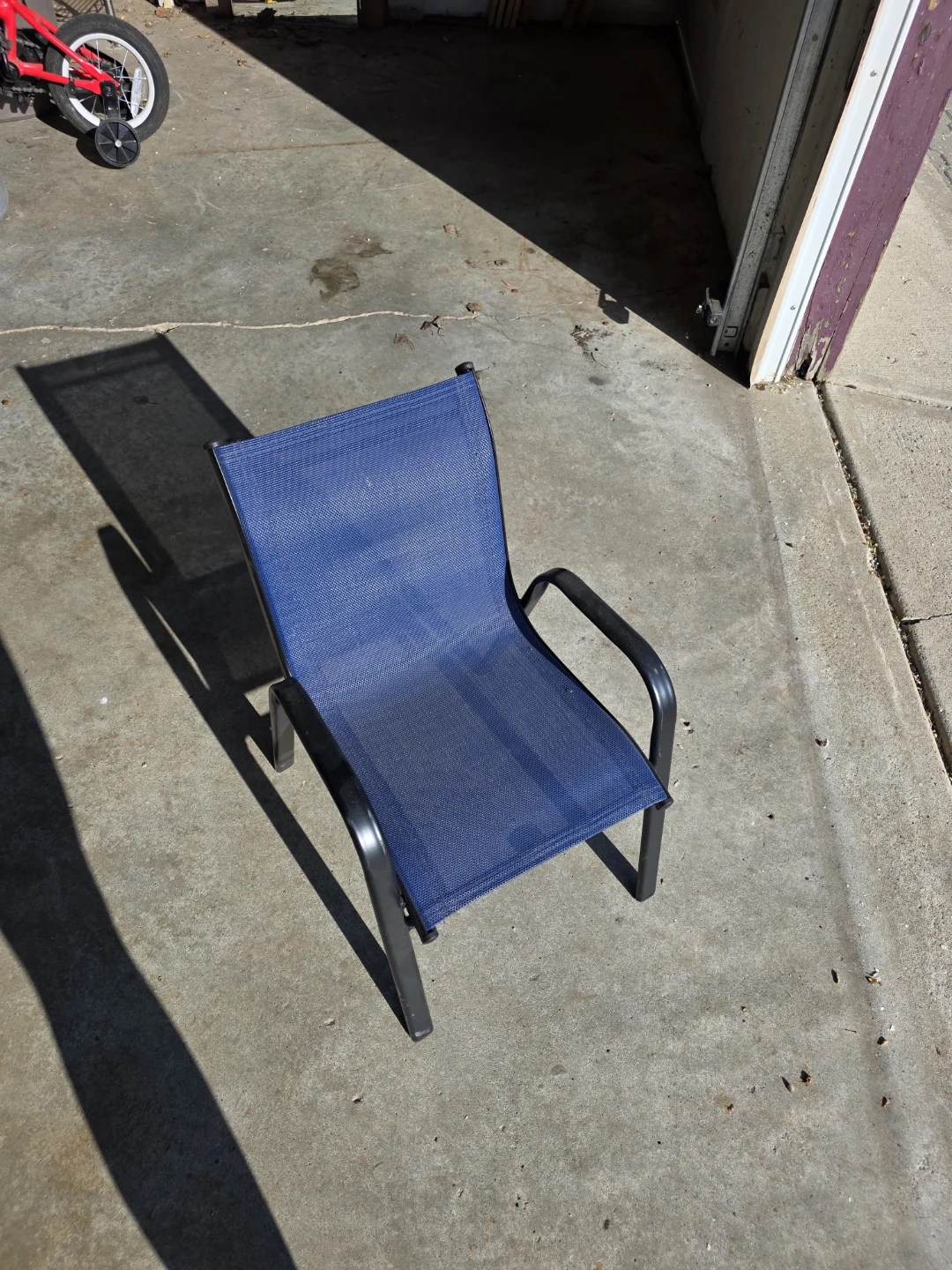 Kids Blue Outdoor Chair - photo 2
