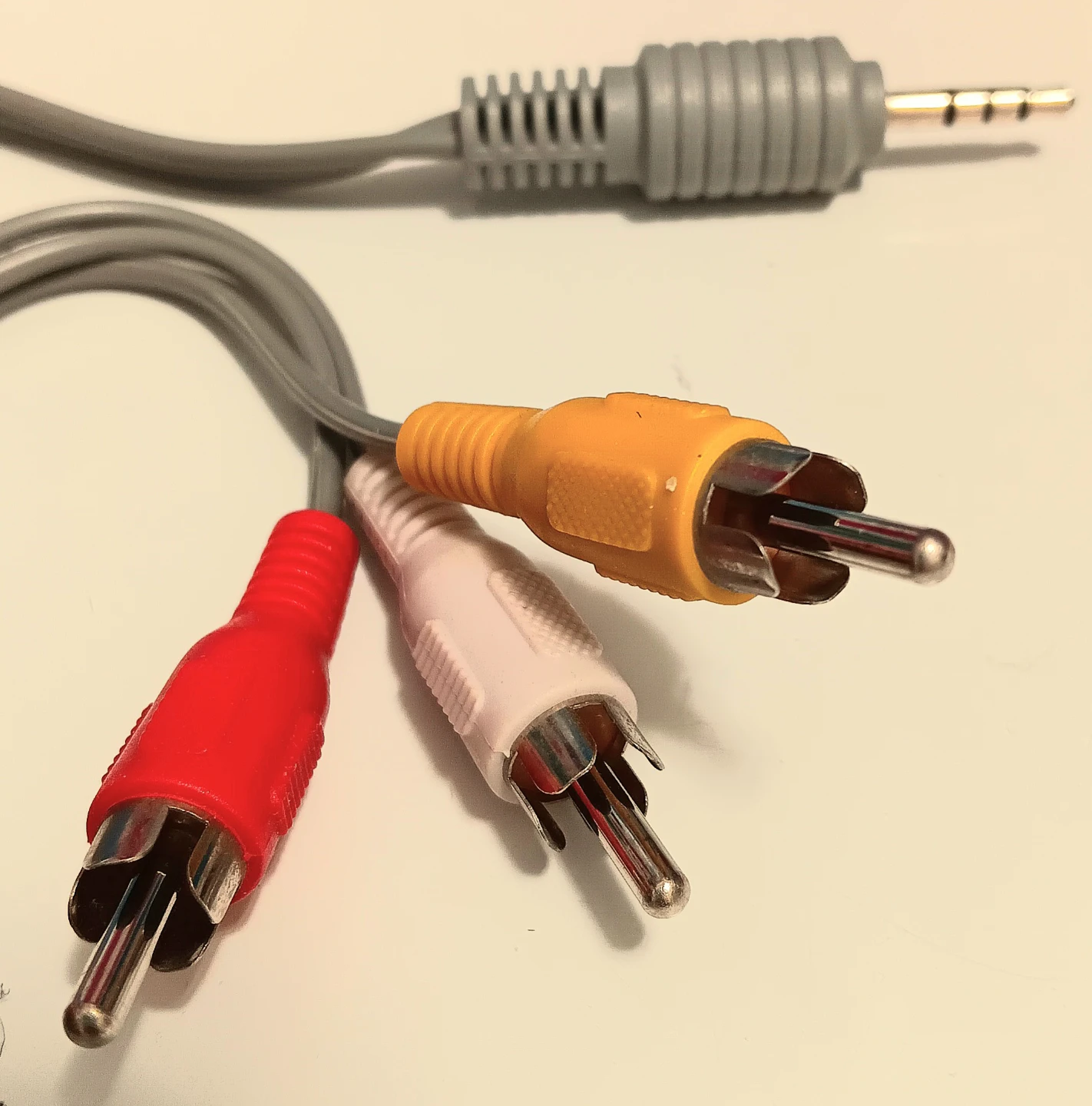🔌3.5mm to RCA Cable - 48 inches long🔌