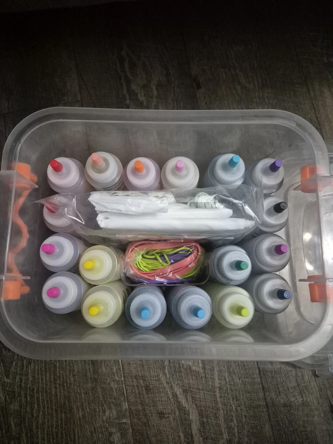Tulip One-Step Tie-Dye Party Kit - photo 3