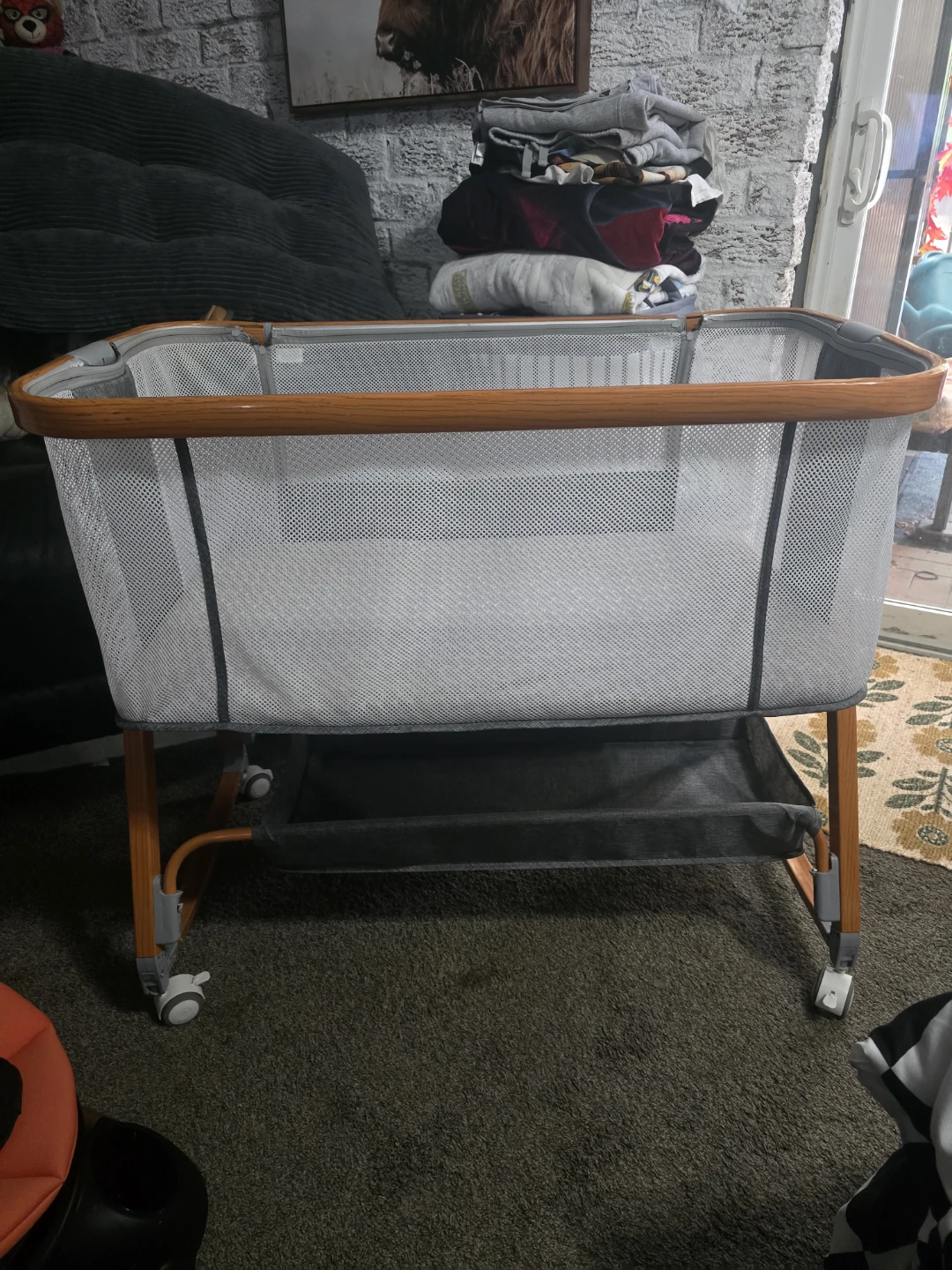 Portable Bassinet with Wheels