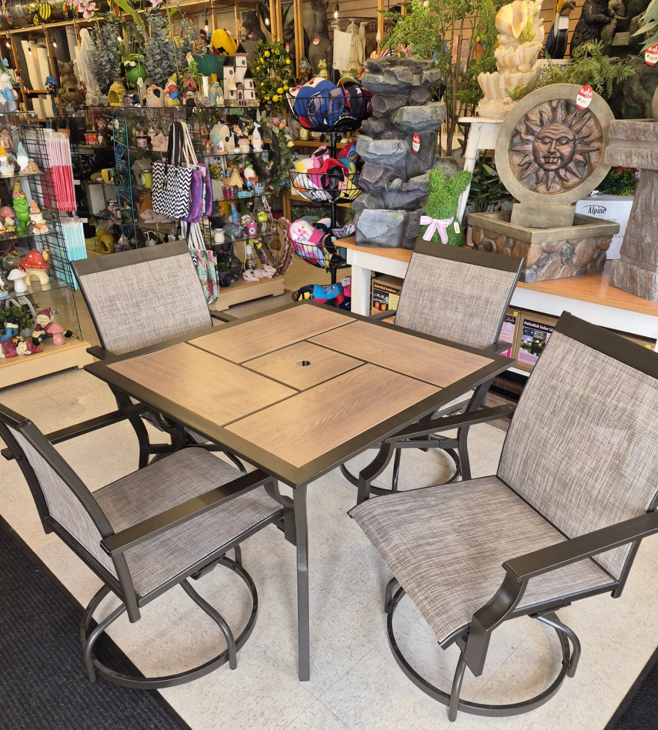 New Square Outdoor Dining Table Set with 4 swivel Chairs - photo 2
