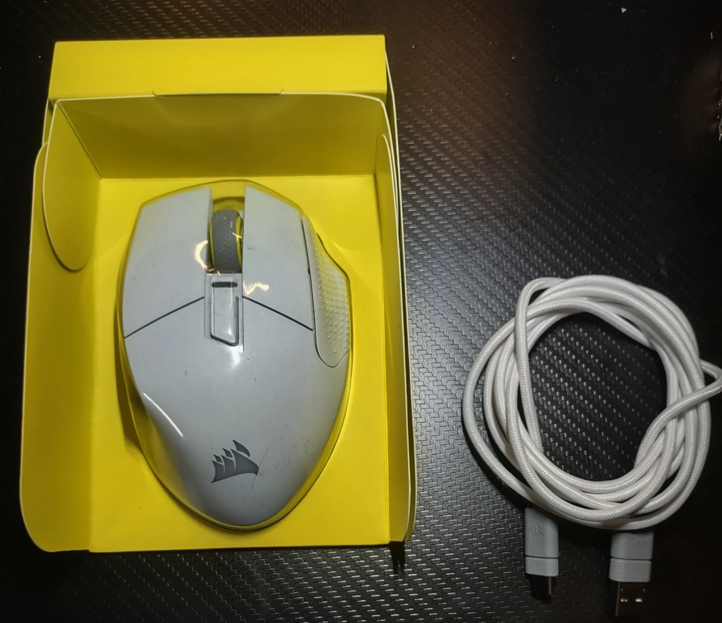 Corsair Scimitar Elite Wireless MMO Gaming Mouse - White - photo 2
