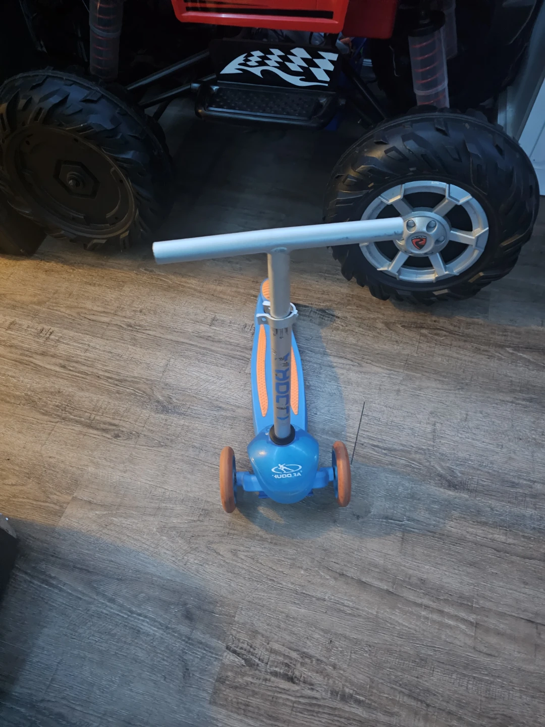 Goplus 3-Wheel Kids Scooter - photo 2