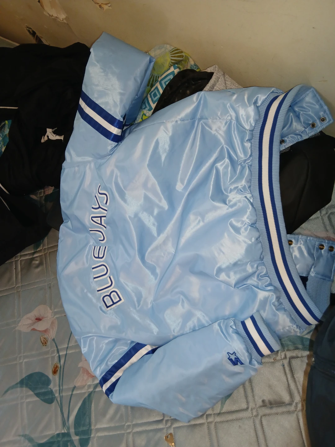 Starter Toronto Blue Jays Satin Bomber Jacket - photo 5