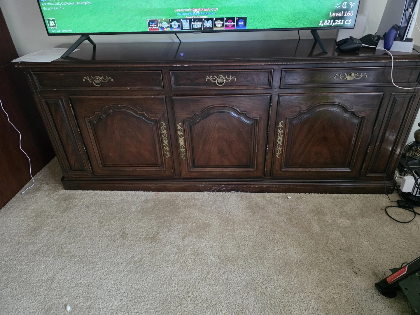 Dresser