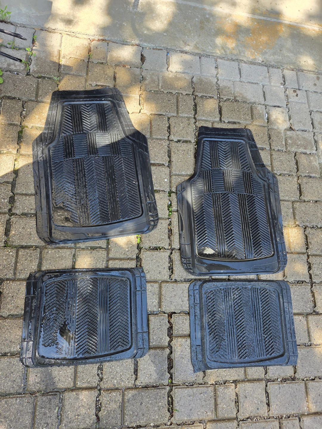 Set of 4 Black Rubber Floor Mats