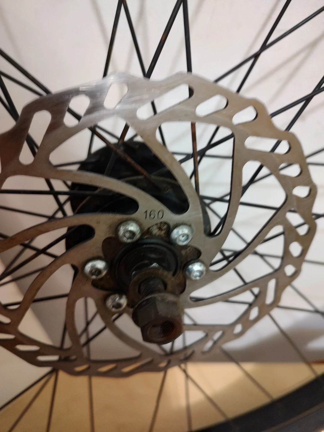 For sale 27.5 x 1.95 front Wheel with Disc, downtown - photo 2