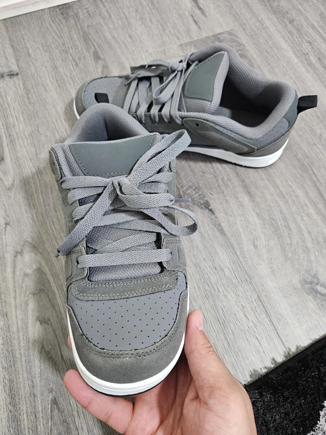 Grey Skate Shoes - photo 2
