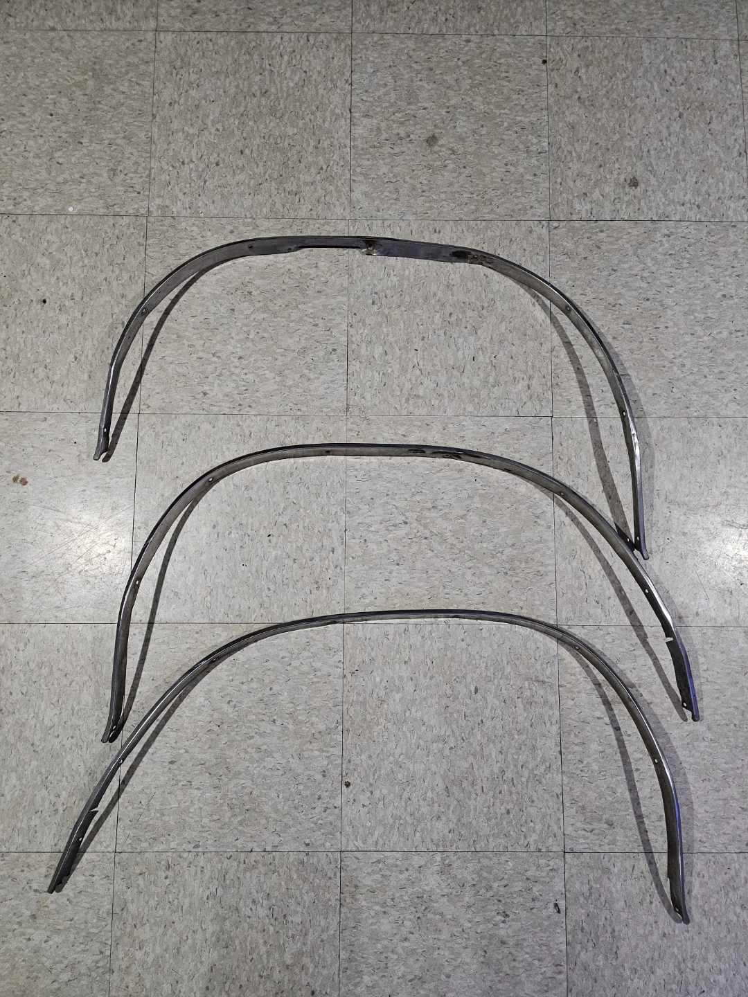 68' DODGE CHARGER WHEEL WELL MOLDINGS