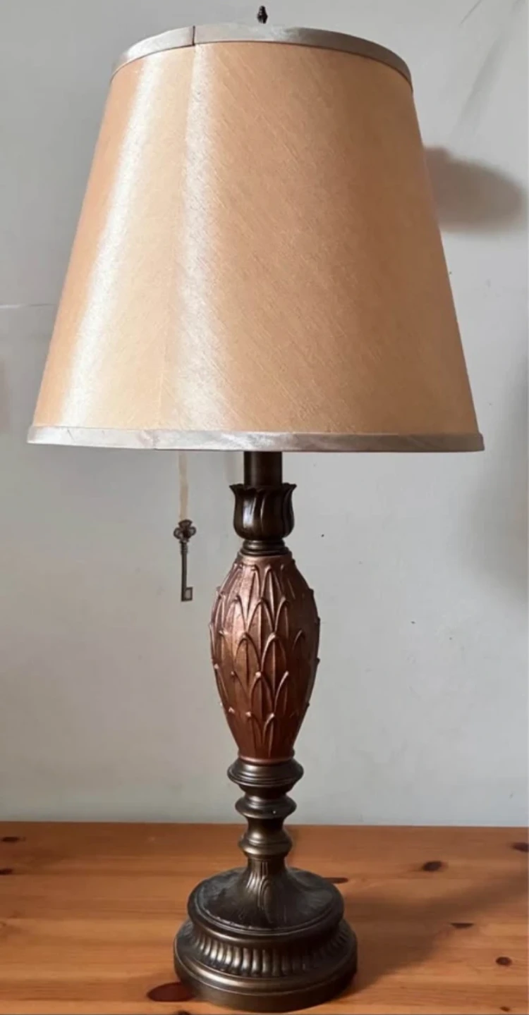 Vintage Table Lamp with Decorative Base