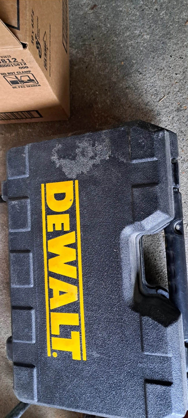 DeWalt 18V XRP Cordless Drill/Driver  Charger  2 Batteries - photo 3