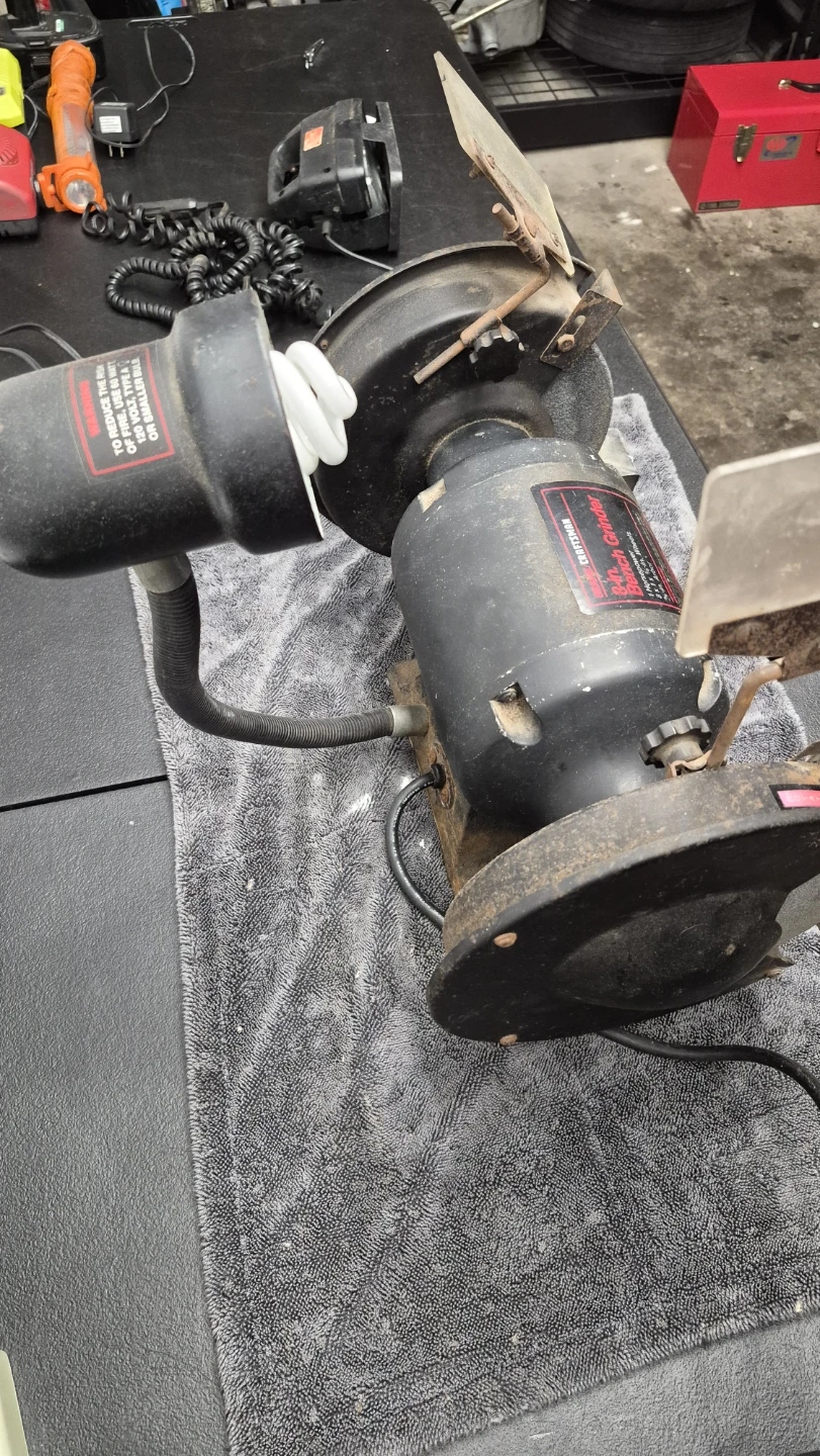 Craftsman 8-in. Bench Grinder - photo 3