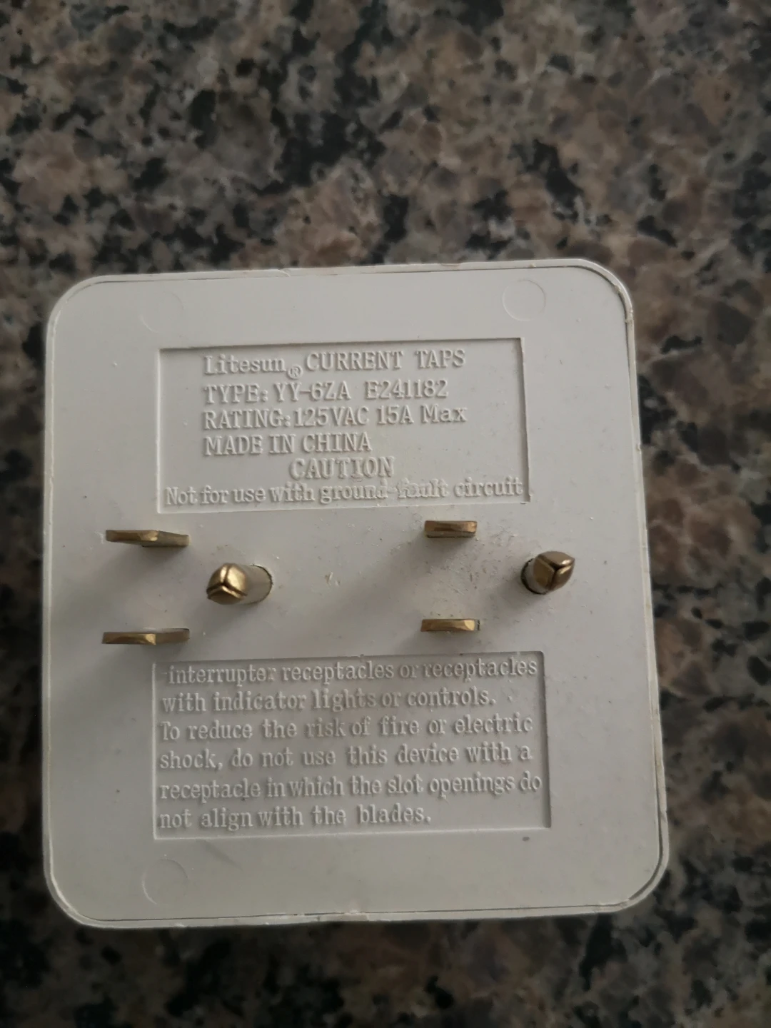 Litesun 6-Outlet Power Tap Adapter - photo 2