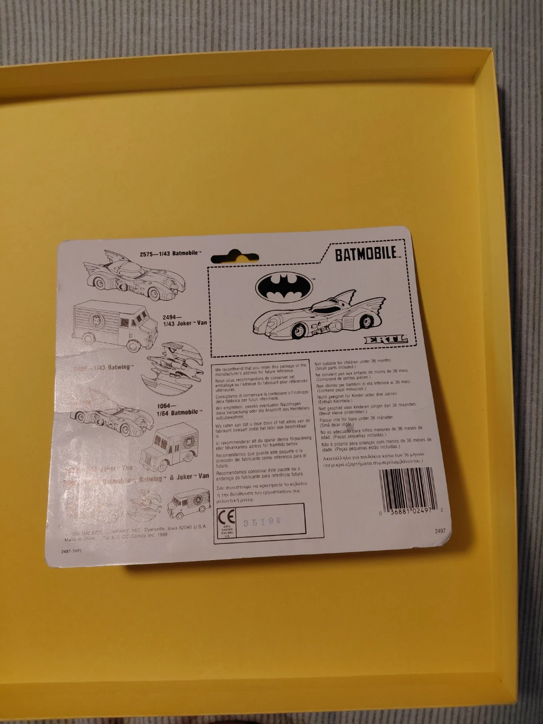 ERTL Batman Batmobile and Joker Van Die-Cast Metal Toy Set - photo 2
