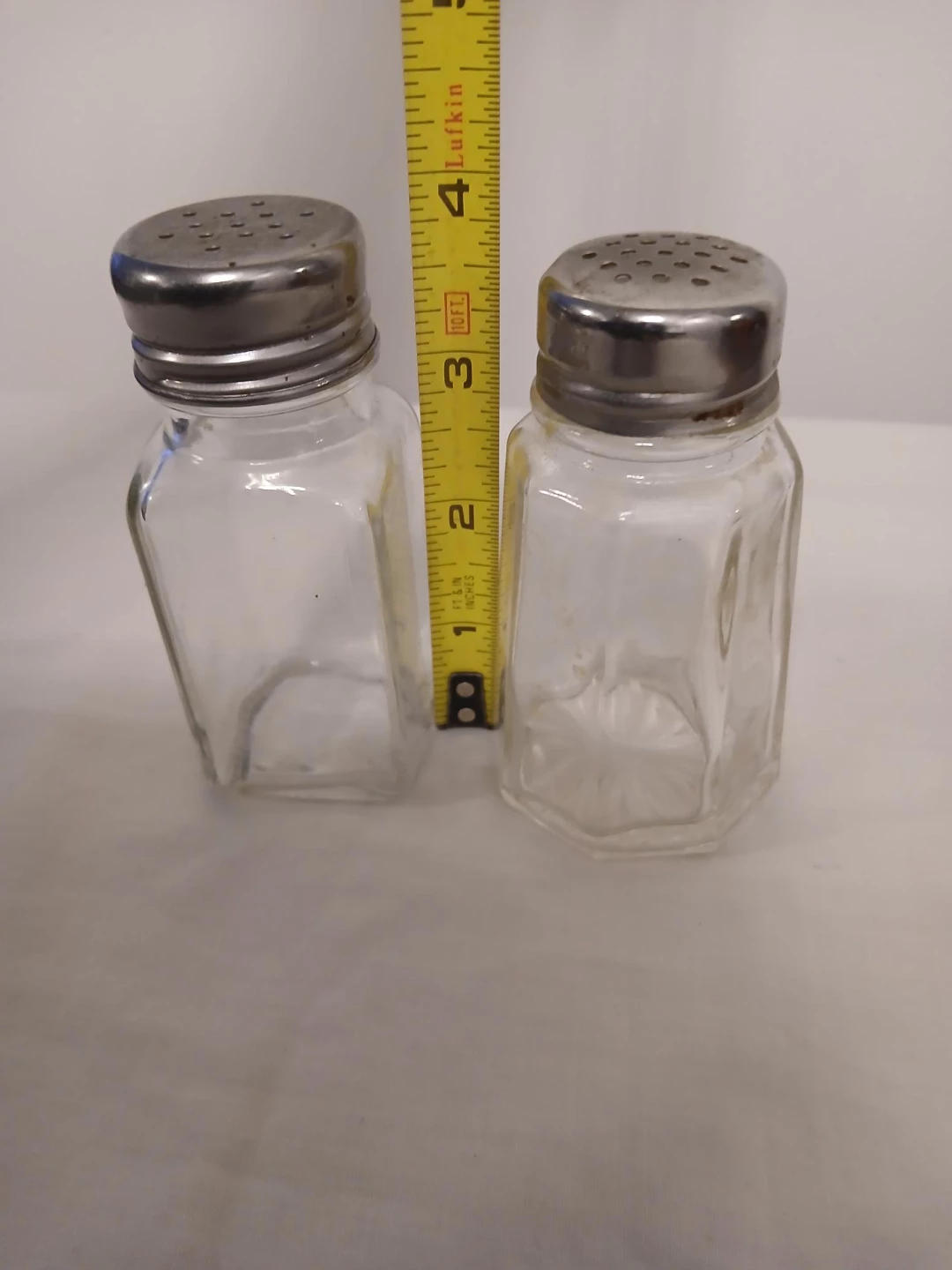 2 Glass Salt and Pepper Shakers with Metal Tops. Pick up only. - photo 2
