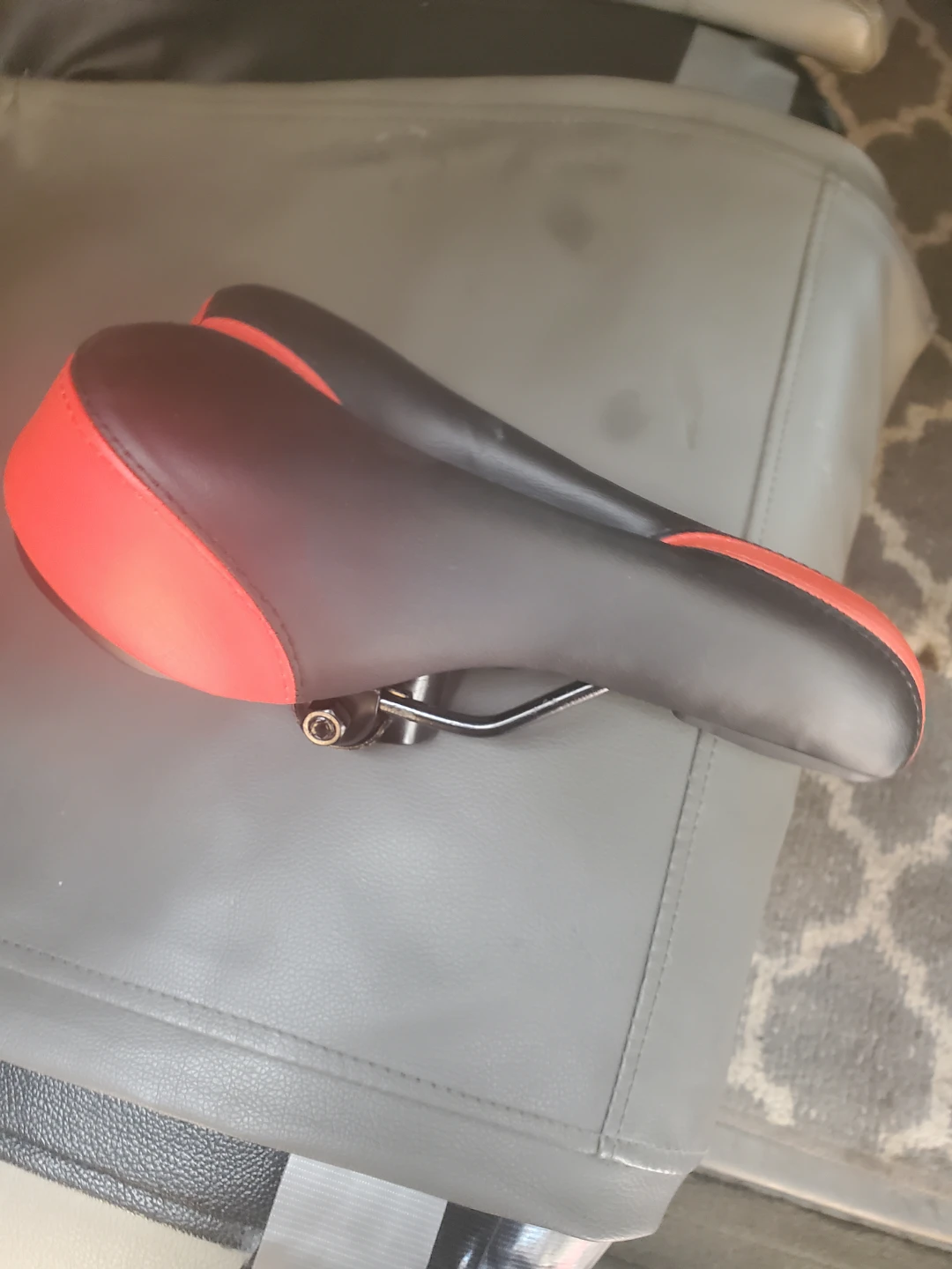 Bicycle Saddle Seat - Black & Red