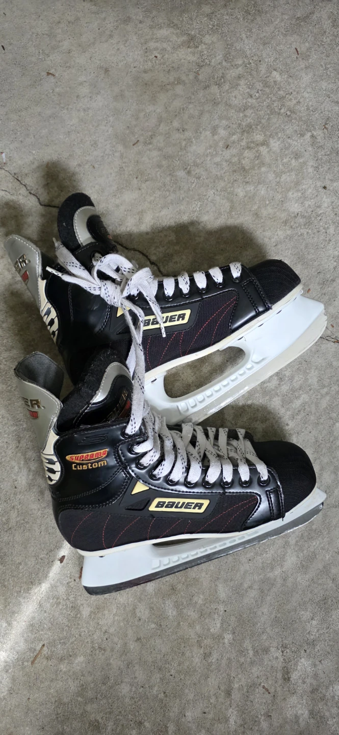 Bauer Custom Hockey Skates size 8