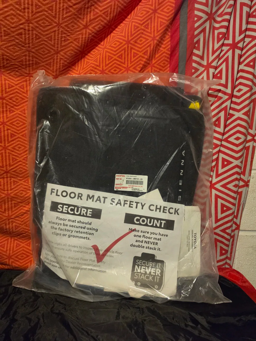 New Genuine Toyota Sienna Carpet Floor Mats – 7 Passenger - photo 4