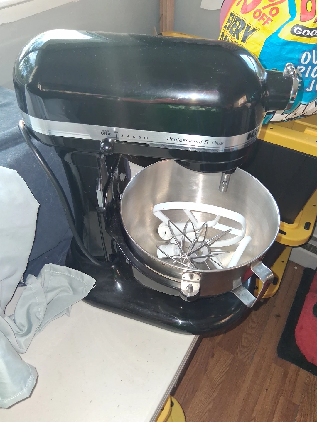 Kitchen aid professional 5 non flip stand mixed - photo 2