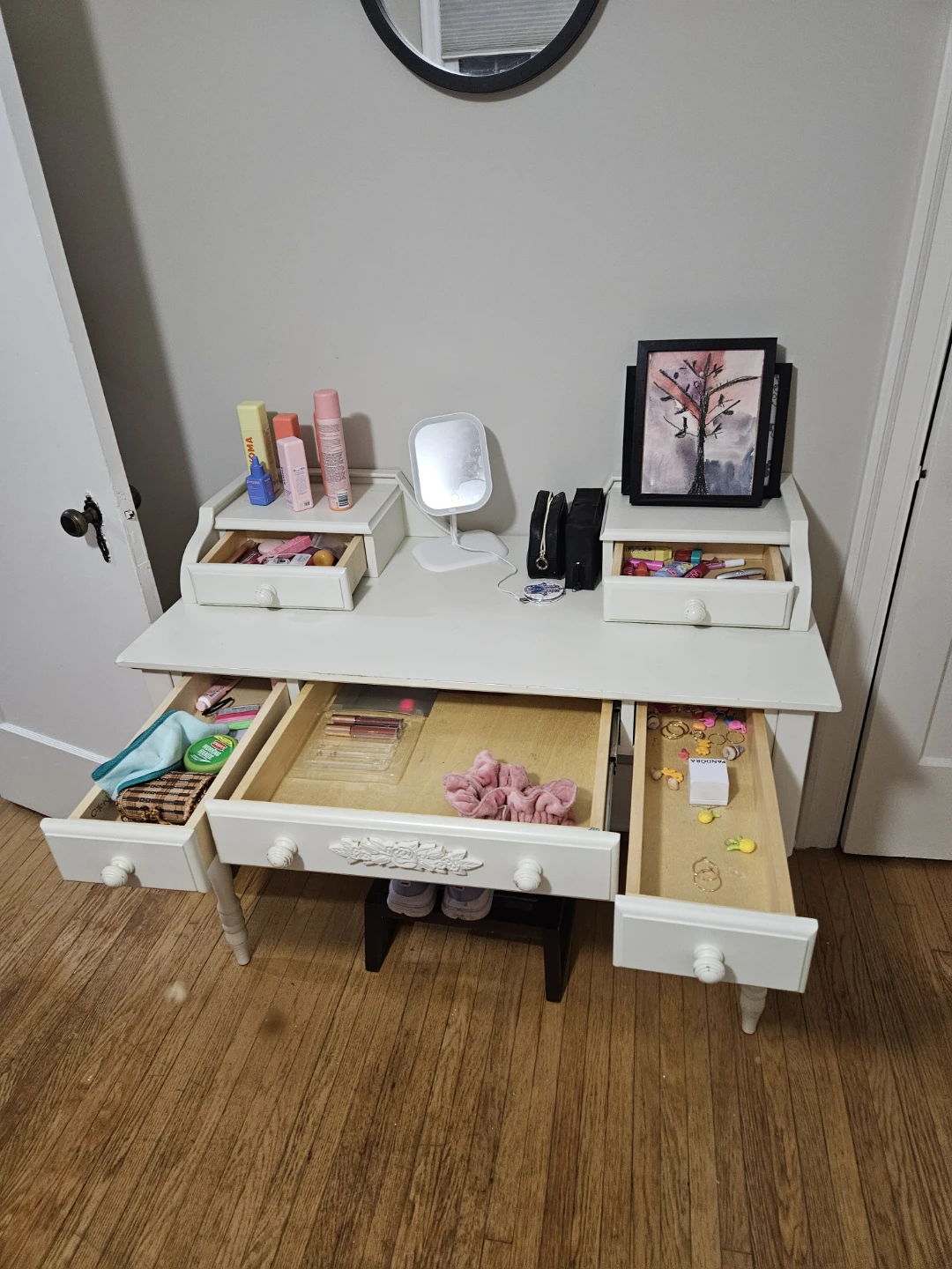 White Vanity Desk with Drawers - photo 2