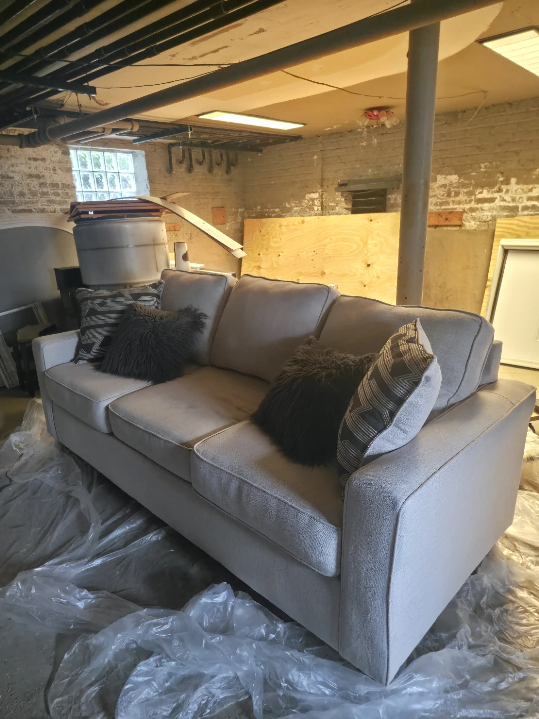 Modern 3-Seater Sofa – Like New! (Only 1 month of use) - photo 3