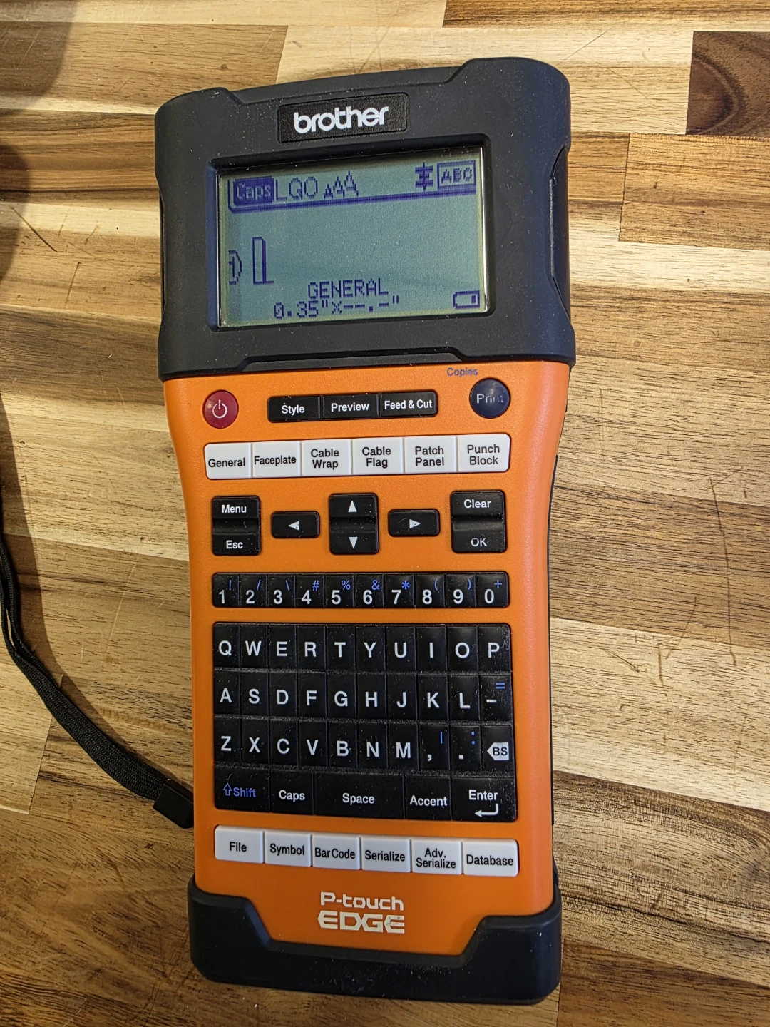 Brother P-touch EDGE PT-E500 Label Maker with Case - photo 2