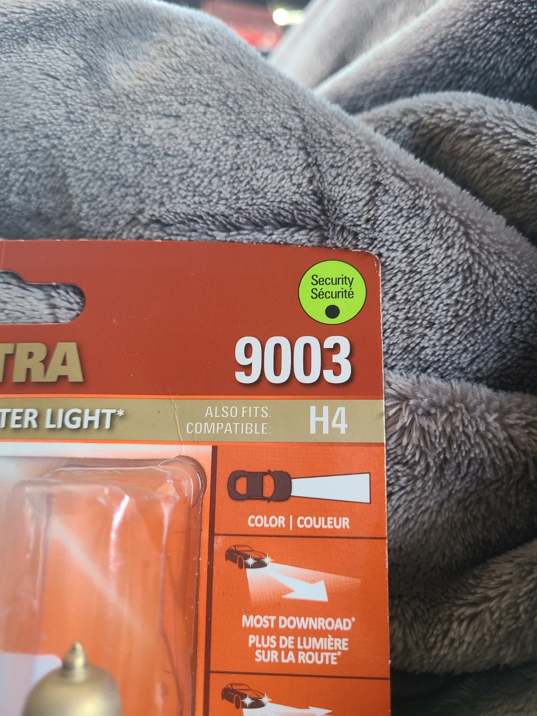 Silverstar Ultra 9003 H4 Halogen Headlight Bulbs (2 Pack) - photo 3