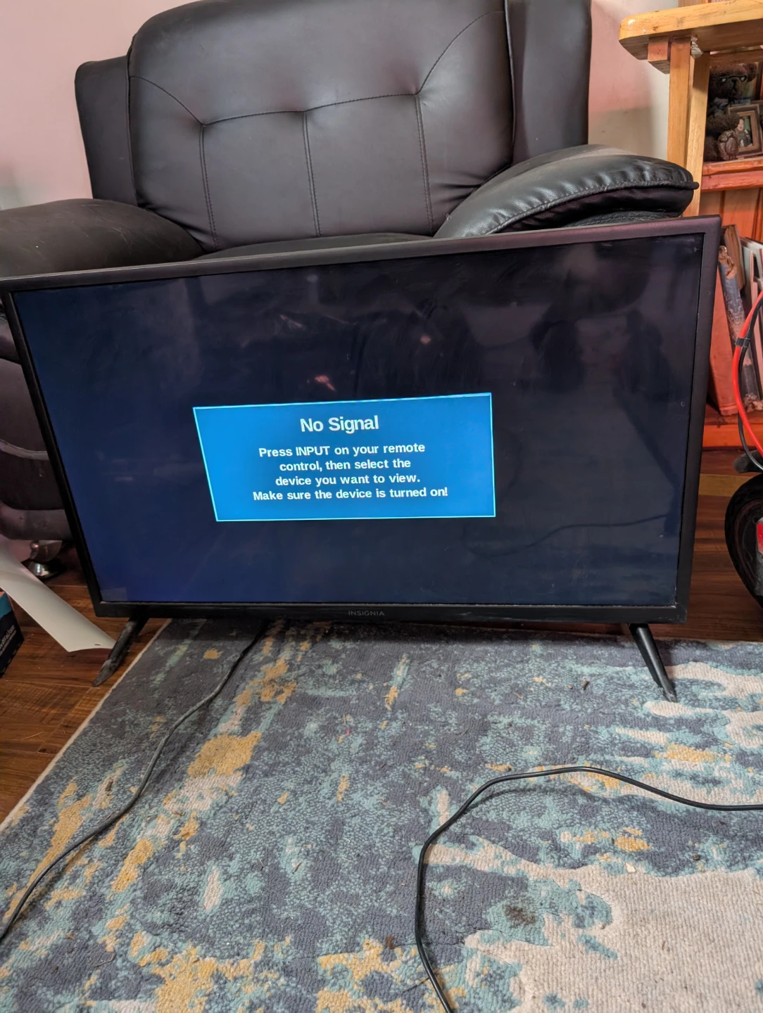 28 inch tv works great no remote $20