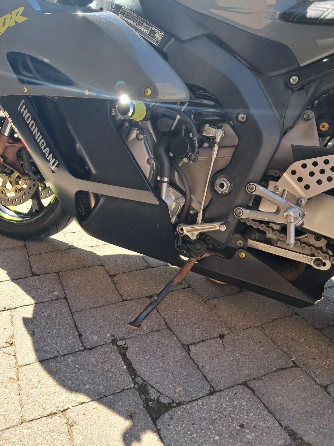 2004Honda CBR 1000RR Motorcycle - photo 4