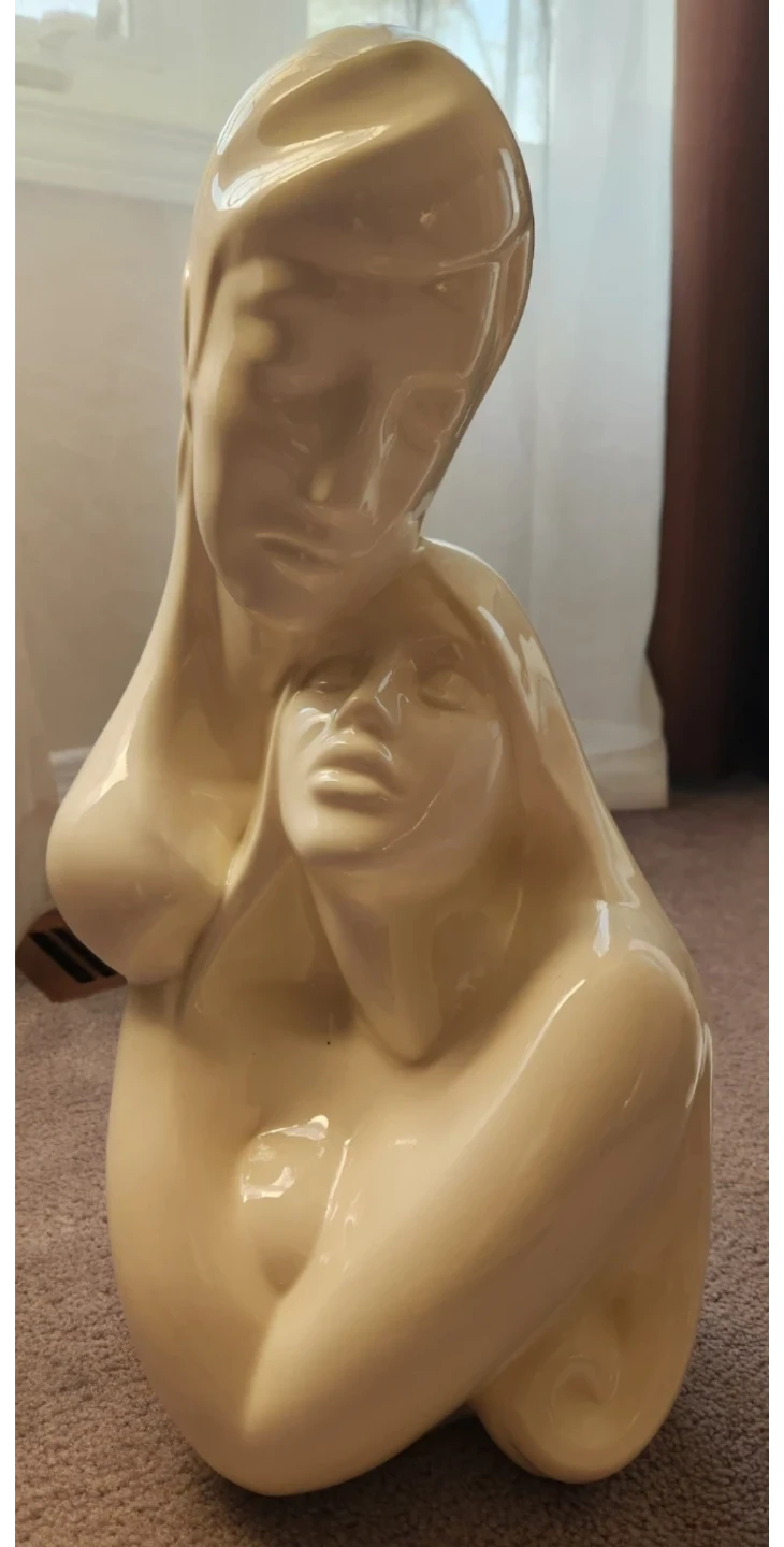 Cream Ceramic Figurine of Embracing Couple