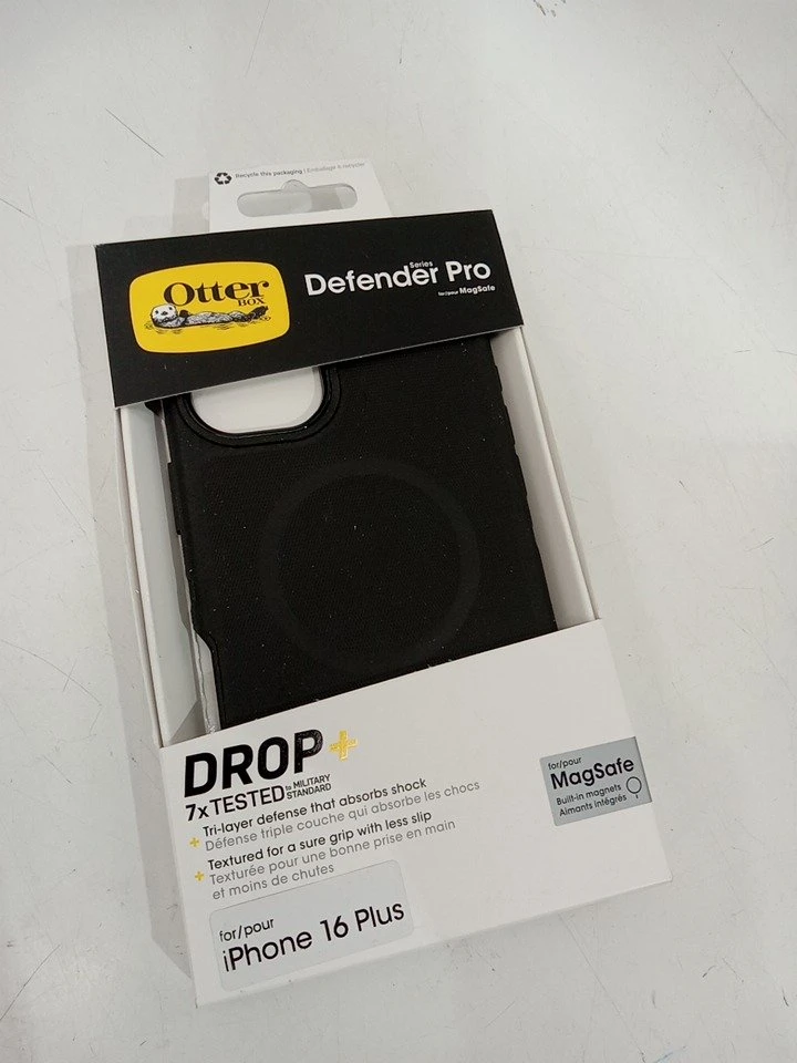 OtterBox iPhone 16 Plus Defender Series Pro Case