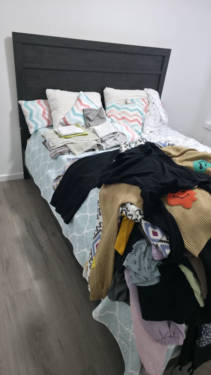 Queen Bed for sale with bed box and twin size mattress - photo 4