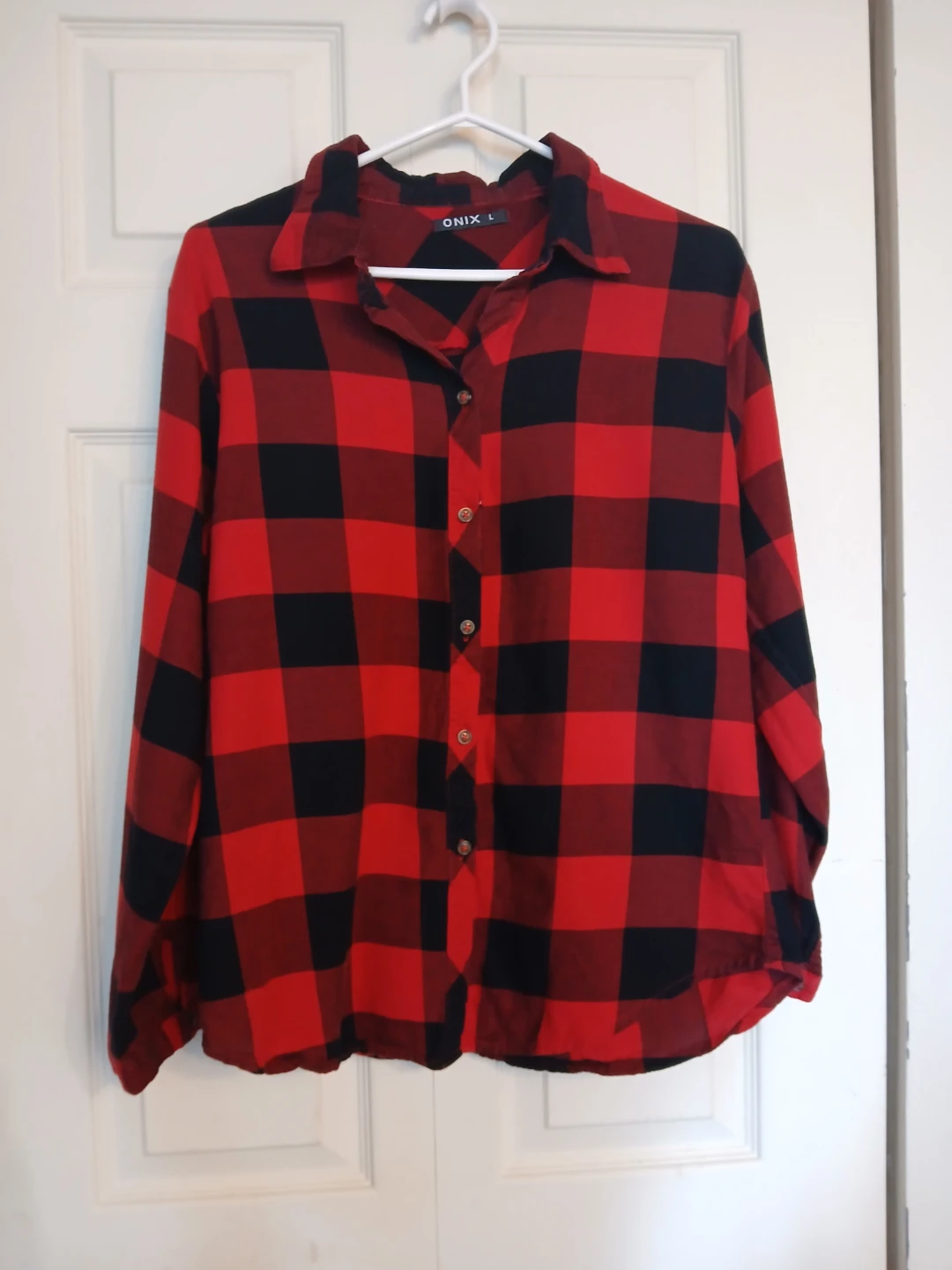 Plaid red and black button up long sleeve top size large L